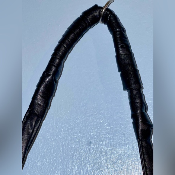 NWT (not attached) Badgley Mischka Vegan Leather Black Shoulder Bag - Picture 2 of 12